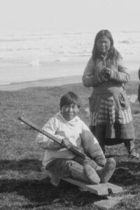 Fotot Tom Harris, Ittoqrotoormiit 1926 / Arktisk Institut