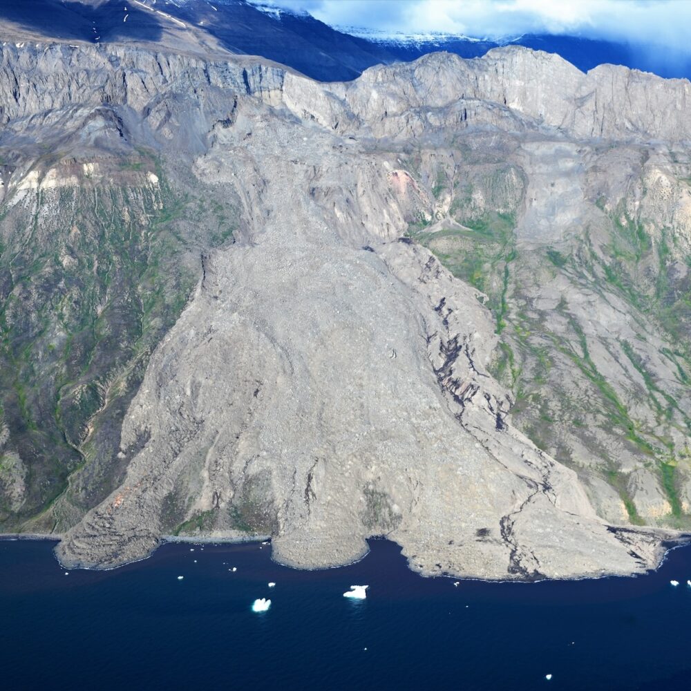 Klimaforandringer, kæmpe fjeldskred og tsunamier i Grønland og Arktis